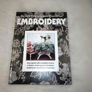 BOOK Better Homes and Gardens Embroidery, c. 1978